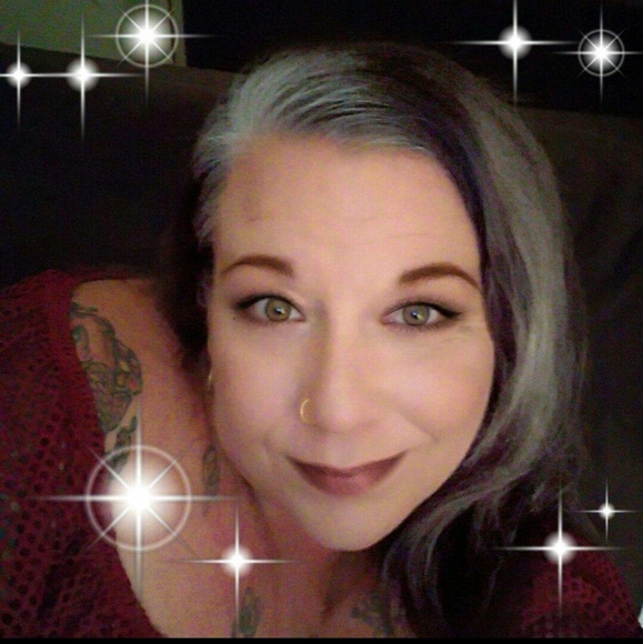 Vintage Jewelry - Picture 1 of 3